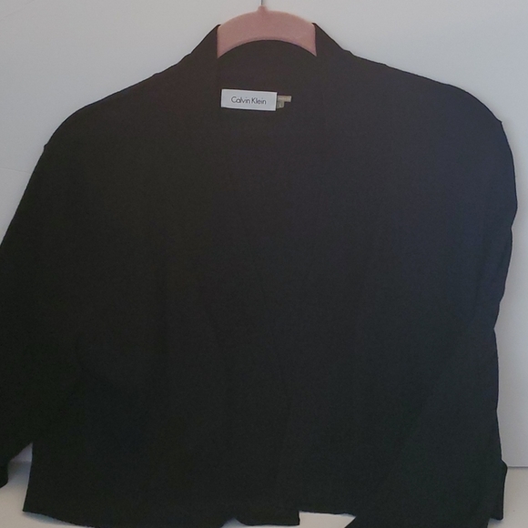 Calvin Klein shrug - Picture 4 of 4